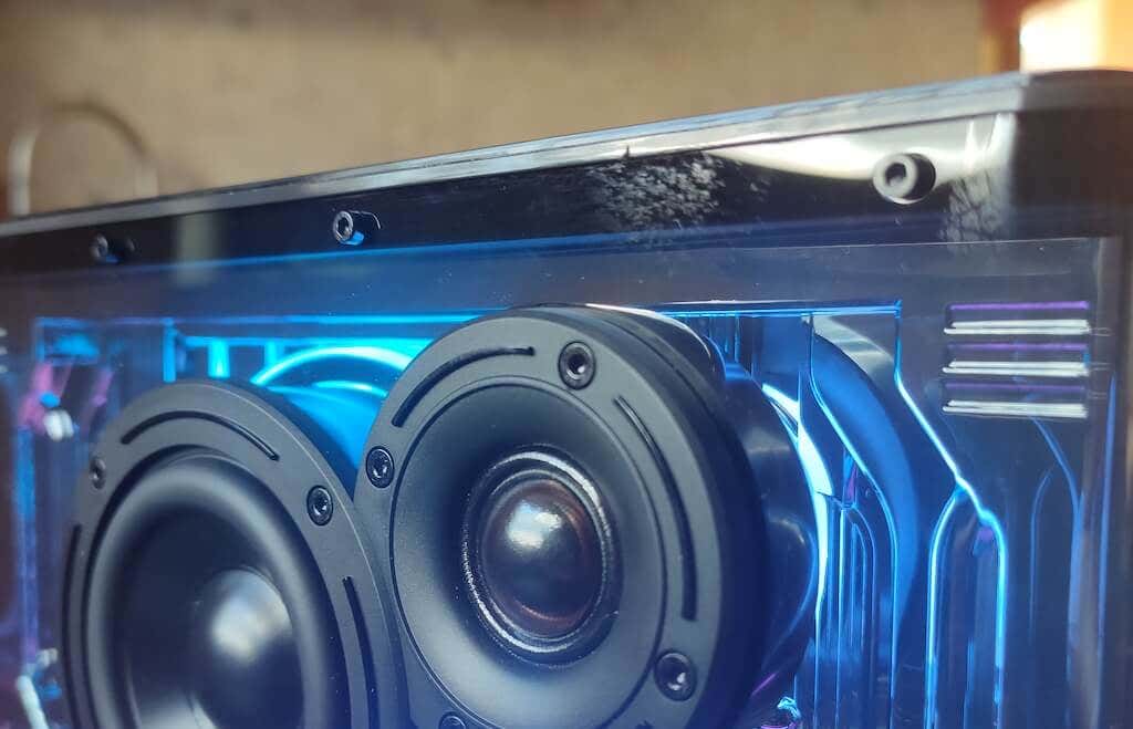 edifier-qd35-tabletop-bluetooth-speaker-review-5-compressed - Online Tech Tips Design and Unpacking image 3 - edifier-qd35-tabletop-bluetooth-speaker-review-5-compressed