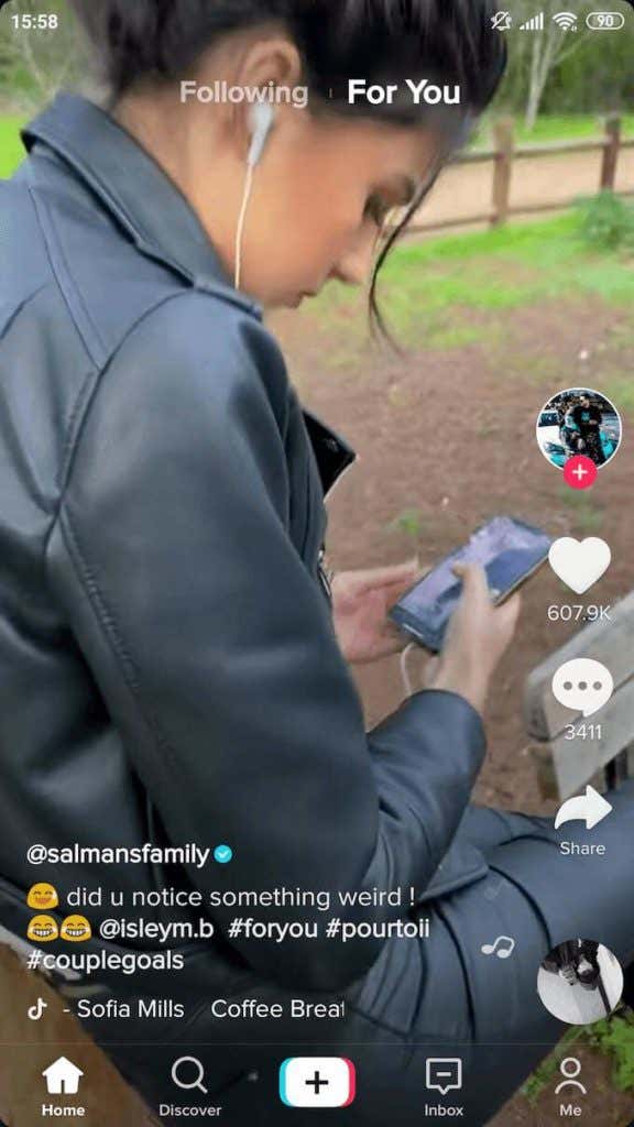 screenshot_tiktok-feed - Online Tech Tips How To Get Started On TikTok image - screenshot_tiktok-feed