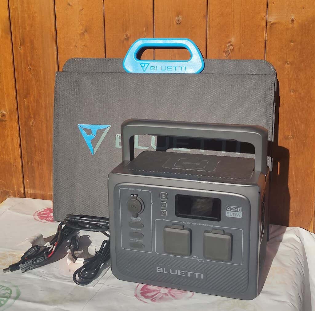 the-bluetti-ac60-portable-power-station-with-expansion-battery-review-12-compressed - Online Tech Tips The Bluetti PV120 Foldable Solar Panel image - the-bluetti-ac60-portable-power-station-with-expansion-battery-review-12-compressed