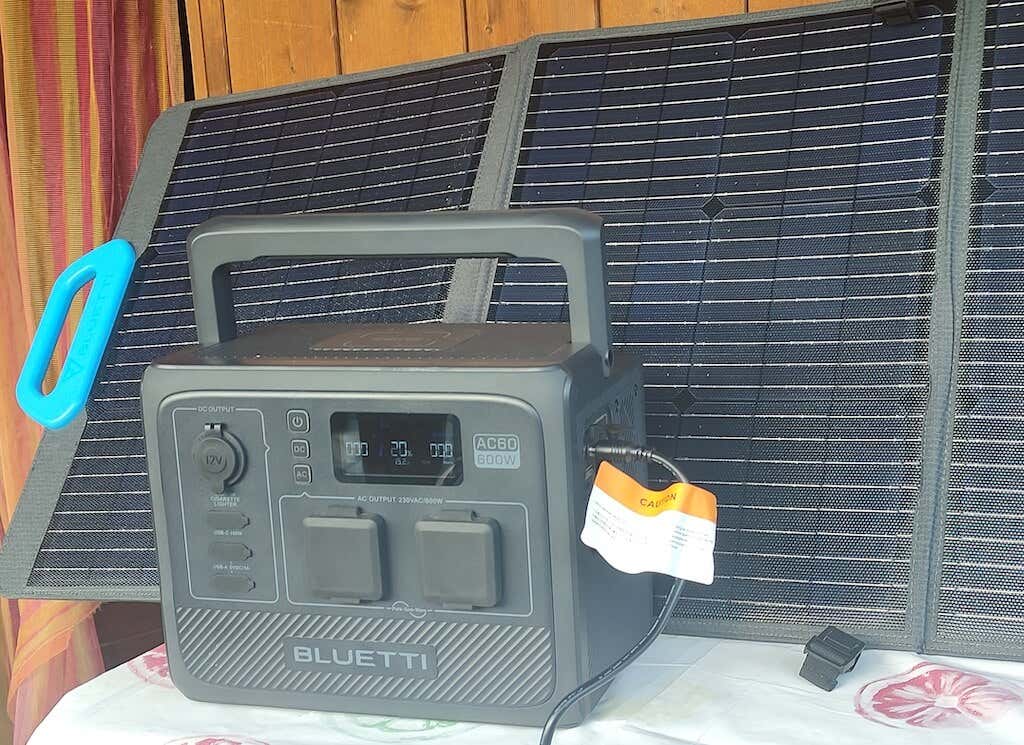 the-bluetti-ac60-portable-power-station-with-expansion-battery-review-17-compressed - Online Tech Tips Battery Life image - the-bluetti-ac60-portable-power-station-with-expansion-battery-review-17-compressed