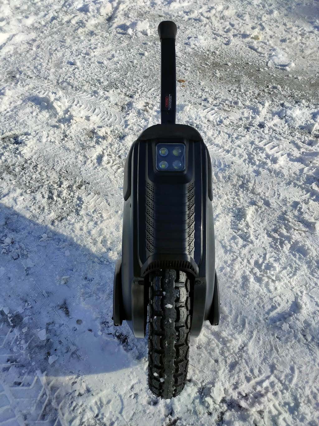 the-inmotion-v12ht-unicycle-ready-for-the-next-generation-electric-transport-5-compressed - Online Tech Tips The InMotion V12HT: First Impressions and Specs image - the-inmotion-v12ht-unicycle-ready-for-the-next-generation-electric-transport-5-compressed